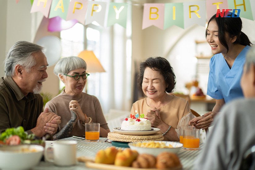 อยู่อย่างมีความสุขในวัยผู้สูงอายุ ด้วยการดูแลสุขภาพใจให้แจ่มใส